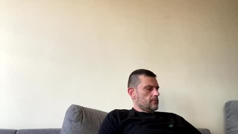 Snapshot of defloy chatting on 11-12-25, 08:15 Defloy online show from 11-12-25, 08:15