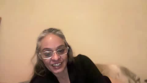 Snapshot of degeneratesaint chatting on 12-12-24, 08:47 Tori online show from 12-12-24, 08:47