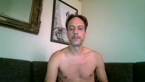 Snapshot of degrandis chatting on 07-18-26, 01:59 Luka Magic online show from 07-18-26, 01:59