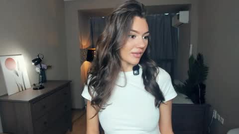 Laura online show from 04-05-26, 08:55