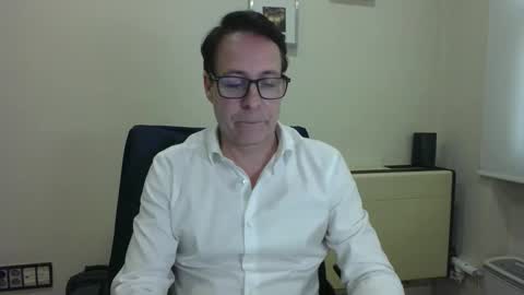 Snapshot of deimosmad chatting on 03-13-26, 04:02 deimosmad online show from 03-13-26, 04:02