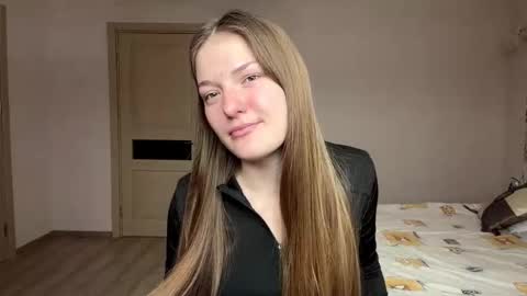 Snapshot of dejameneal chatting on 02-12-26, 07:47 Mila online show from 02-12-26, 07:47