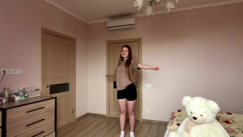 Mila online show from 03-30-26, 09:32