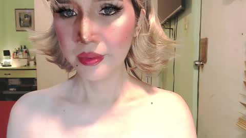 Mercedes online show from 04-08-26, 02:11