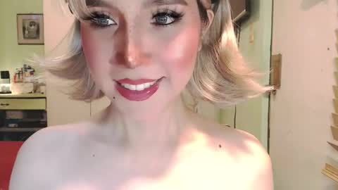 Mercedes online show from 04-09-26, 01:38