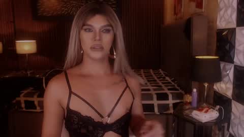 Snapshot of deliciouscocktrans chatting on 05-12-26, 06:27 deliciouscocktrans online show from 05-12-26, 06:27