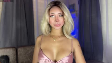 Snapshot of deliciousfaye chatting on 05-16-26, 09:06 Hello your loving faye 3 online show from 05-16-26, 09:06