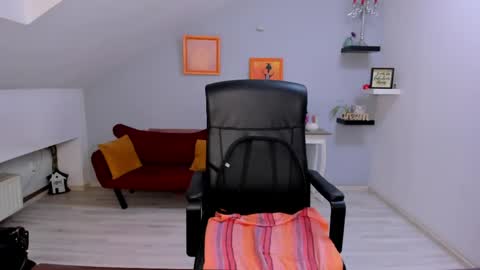 Snapshot of deliciouslolly chatting on 04-20-26, 03:20 DeliciousLolly online show from 04-20-26, 03:20