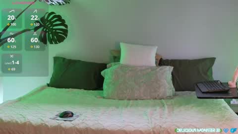 Kitty online show from 03-17-26, 06:17