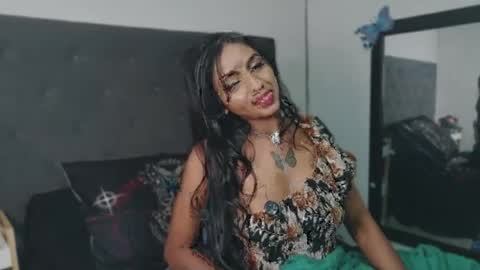 Snapshot of delilah_blazee chatting on 06-15-26, 02:47 Delilah Blaze online show from 06-15-26, 02:47