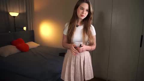 Snapshot of delindaclavey chatting on 11-19-25, 07:47 Linda online show from 11-19-25, 07:47