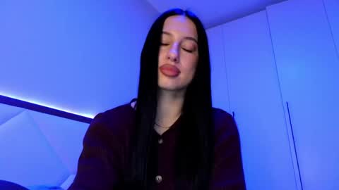Snapshot of delly_love chatting on 04-28-26, 08:14 delly_love online show from 04-28-26, 08:14