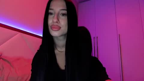 Snapshot of delly_love chatting on 06-14-26, 07:49 delly_love online show from 06-14-26, 07:49