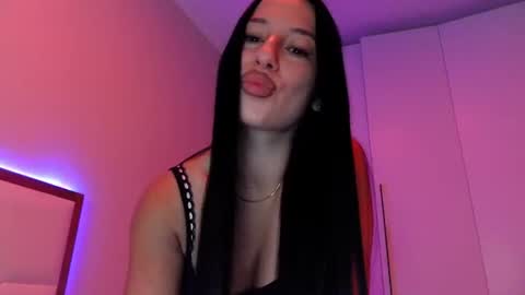 Snapshot of delly_love chatting on 06-24-26, 07:46 delly_love online show from 06-24-26, 07:46