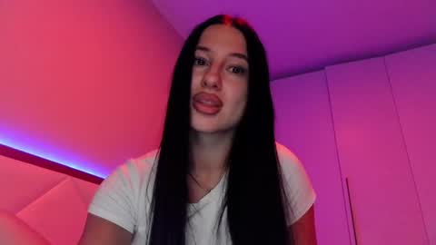 Snapshot of delly_love chatting on 07-01-26, 07:57 delly_love online show from 07-01-26, 07:57