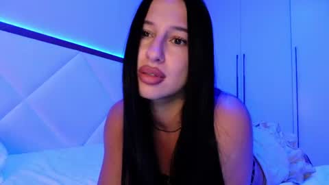 Snapshot of delly_love chatting on 07-24-26, 07:45 delly_love online show from 07-24-26, 07:45
