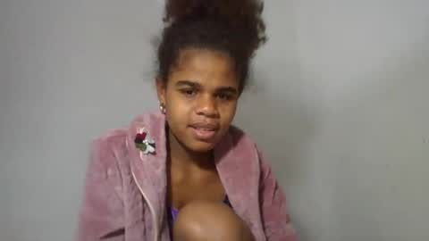 Snapshot of delphineee chatting on 07-14-26, 11:43 delphine online show from 07-14-26, 11:43