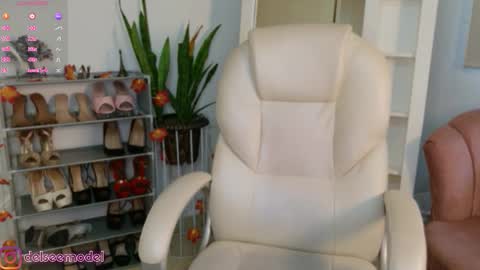  Delsee   online show from 12-04-25, 01:53