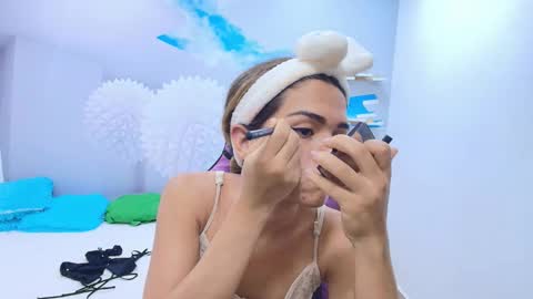 Snapshot of demi_leed chatting on 02-04-26, 07:20 DEMI online show from 02-04-26, 07:20