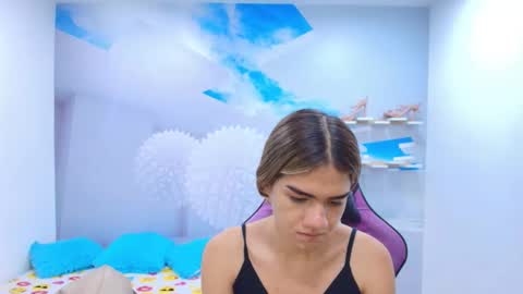 Snapshot of demi_leed chatting on 02-14-26, 11:51 DEMI online show from 02-14-26, 11:51