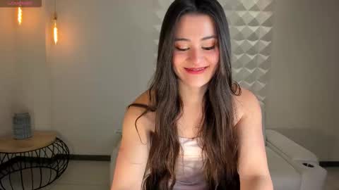 Snapshot of deminova chatting on 02-17-26, 11:18 DEMI NOVA online show from 02-17-26, 11:18