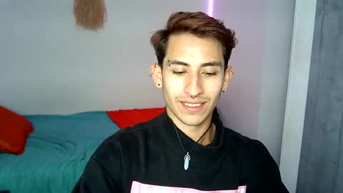 Snapshot of demirsky6 chatting on 11-10-25, 12:31 Demir Sky online show from 11-10-25, 12:31