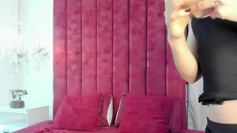   online show from 04-12-26, 03:44