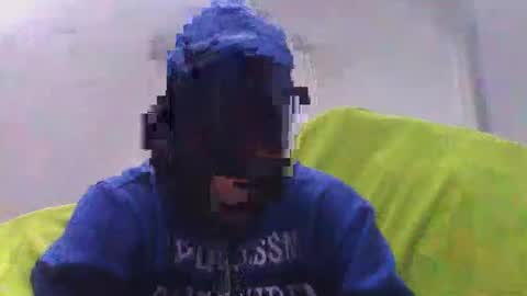         online show from 12-04-25, 10:29