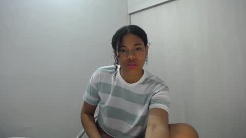 Snapshot of dena_k_ chatting on 12-19-24, 10:24 Dena k s online show from 12-19-24, 10:24