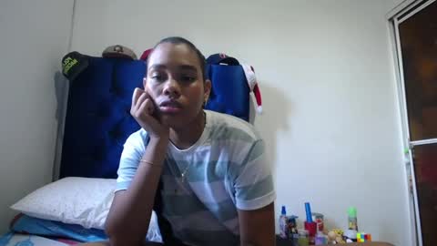 Snapshot of dena_k_ chatting on 01-20-25, 10:04 Dena k s online show from 01-20-25, 10:04