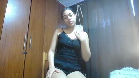 Snapshot of dena_k_ chatting on 05-11-26, 11:16 Dena k s online show from 05-11-26, 11:16