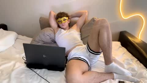 Snapshot of deniel_horny chatting on 06-05-26, 08:42 Deni online show from 06-05-26, 08:42