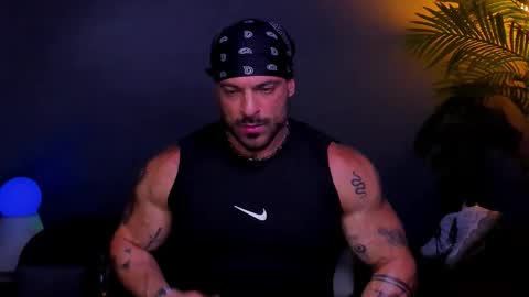 dennis_cox_ online show from 11-19-25, 11:54