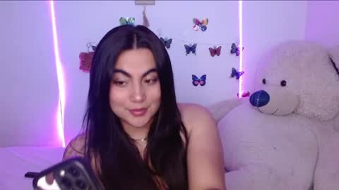 Snapshot of dennis_love_ chatting on 06-12-26, 02:21 rosse online show from 06-12-26, 02:21