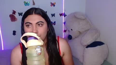 Snapshot of dennis_love_ chatting on 07-09-26, 04:16 rosse online show from 07-09-26, 04:16