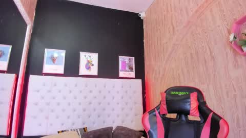 dennyzeans online show from 12-20-25, 11:39