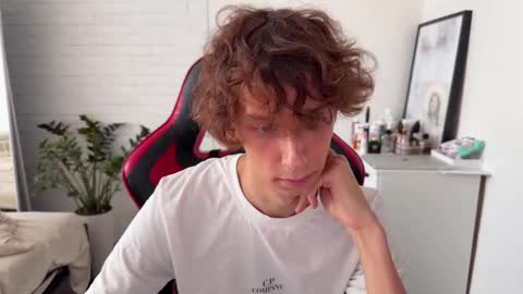 Snapshot of denobluora chatting on 10-03-25, 11:51 Jasper online show from 10-03-25, 11:51