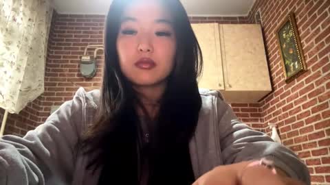 Snapshot of denysebernacchi chatting on 03-05-26, 10:11 Emma online show from 03-05-26, 10:11