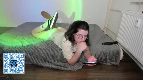 Derek online show from 12-13-25, 07:53