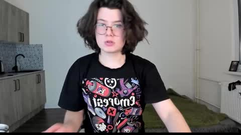 Derek online show from 02-07-26, 04:54