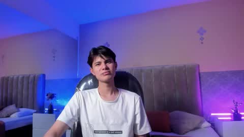 derek_sinn online show from 03-08-26, 03:10