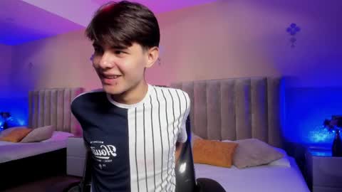 derek_sinn online show from 04-08-26, 08:53