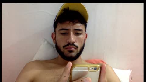 Snapshot of derek_smiith chatting on 02-06-25, 11:32 Derek smiith online show from 02-06-25, 11:32