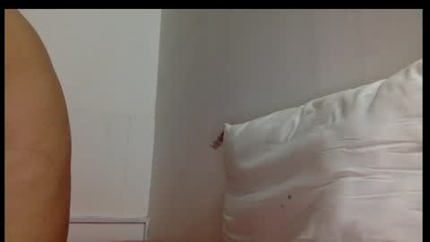 Snapshot of derek_smiith chatting on 02-13-25, 08:17 Derek smiith online show from 02-13-25, 08:17