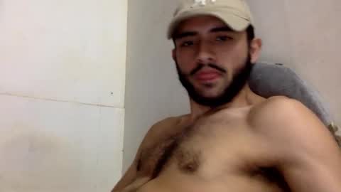 Snapshot of derek_smiith chatting on 10-05-25, 02:32 Derek smiith online show from 10-05-25, 02:32