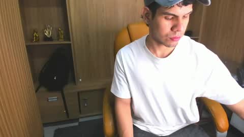 derek_voss online show from 04-21-26, 11:49