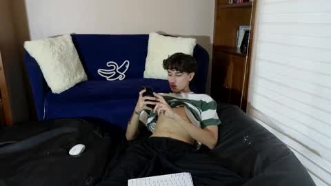 Derek online show from 11-21-25, 09:57