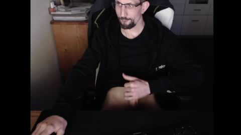 dermattes online show from 04-18-26, 03:49