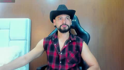 DerryBigger CM online show from 10-31-25, 07:59