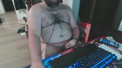 Snapshot of desert_man_26 chatting on 01-18-26, 05:39 Desert Man online show from 01-18-26, 05:39